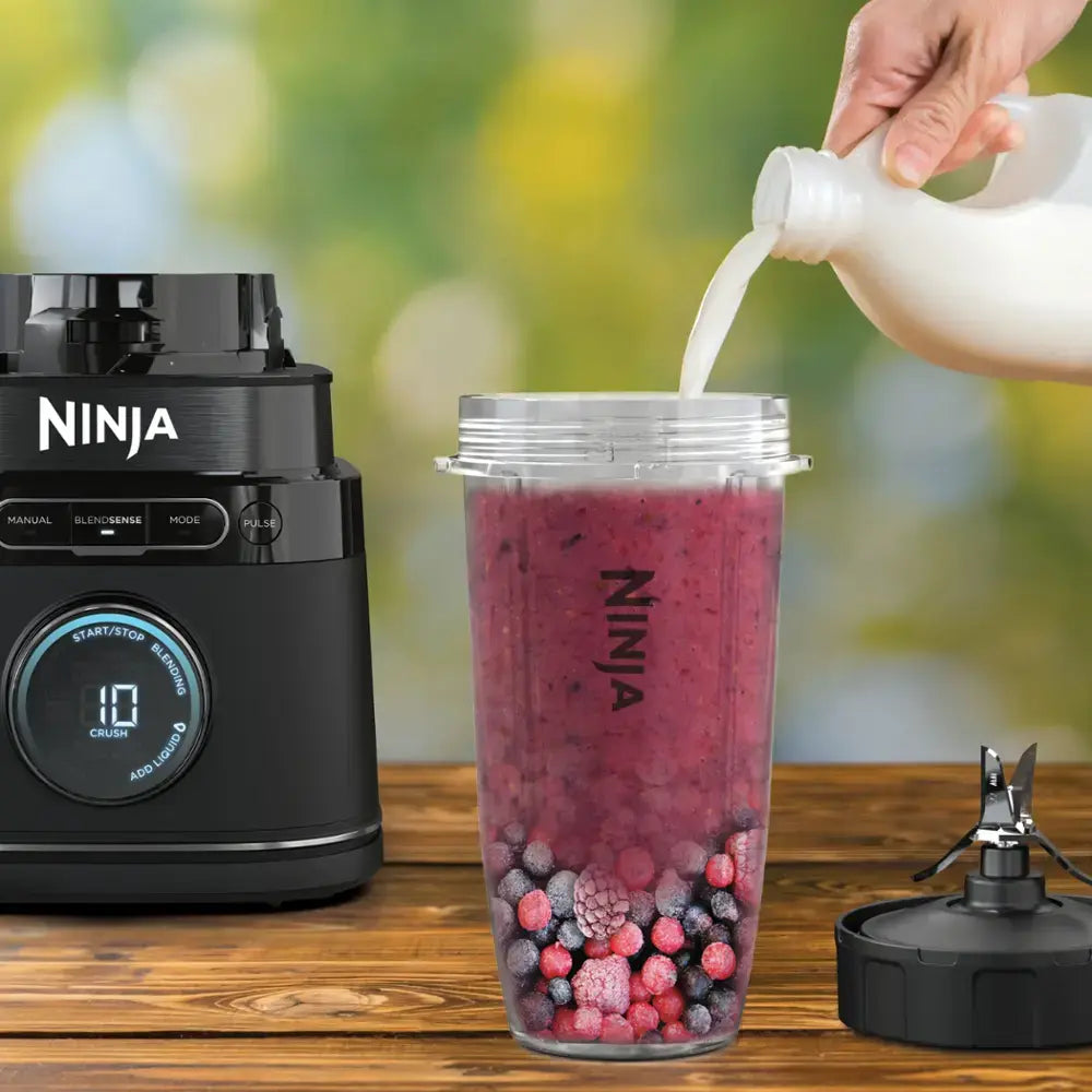 Ninja - Detect Kitchen System Power Blender + Food Processor Pro with 24-oz. To-Go Cup and BlendSense Technology - Black